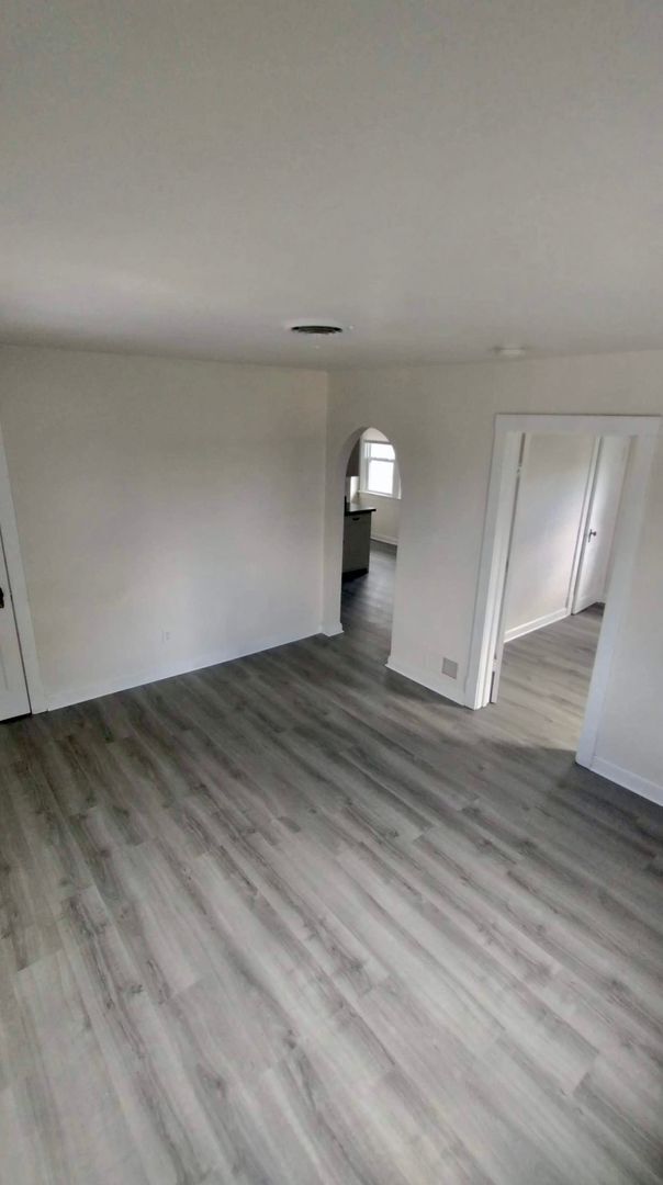 Foto del edificio - 2618 Forest Ave