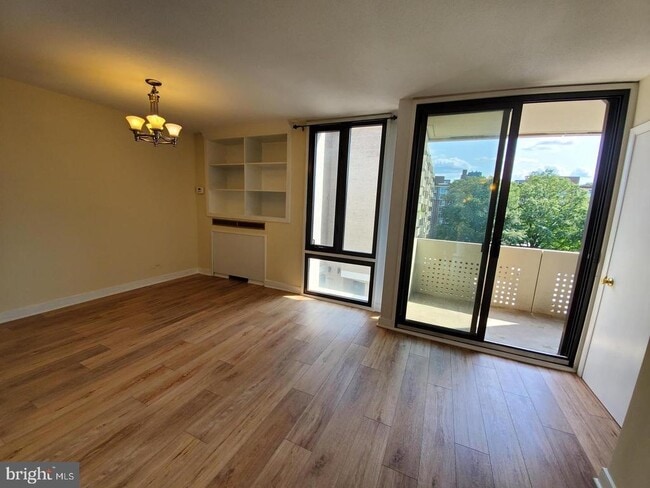 Building Photo - 490 M St SW