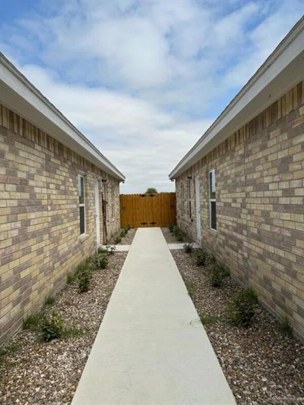 Foto del edificio - 804 West Sunset Valley Street - 1