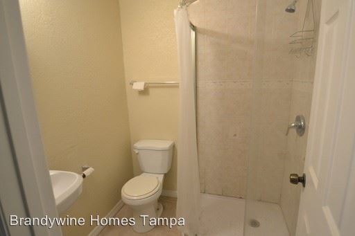 Building Photo - 2 br, 1 bath House - 6712 S Himes Ave
