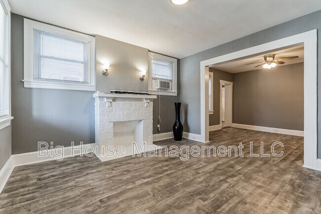 Photo - 4806 Liberty Heights Ave Apartment