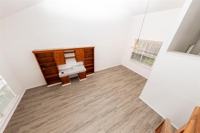 Building Photo - 2323 Bennington Dr