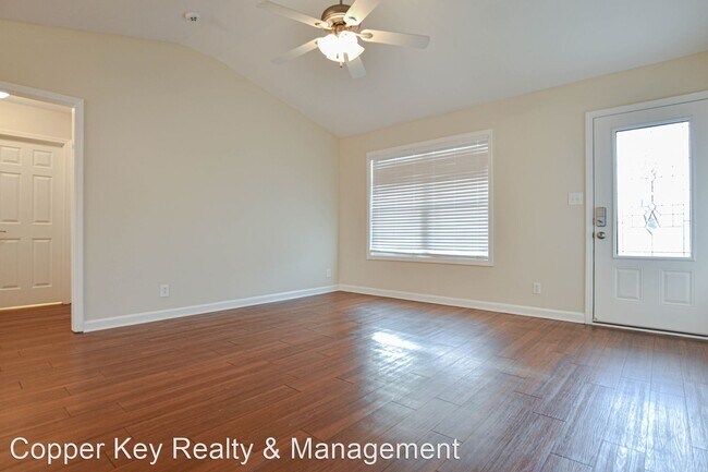 Building Photo - 3 br, 2 bath House - 327 Woodale Drive