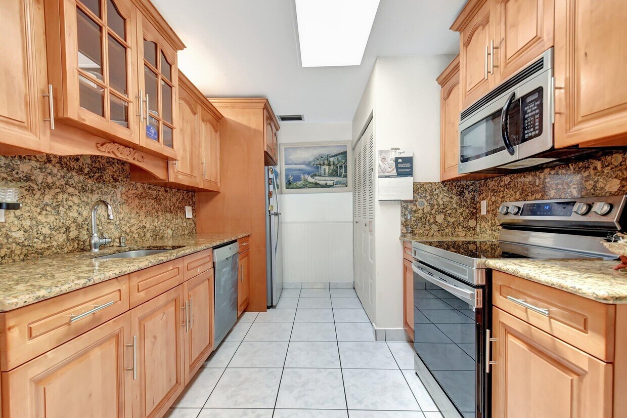 Foto principal - 14549 Candy Way