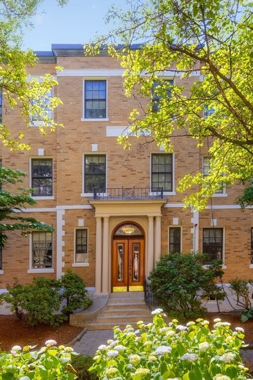 Foto del edificio - 850 Massachusetts Ave