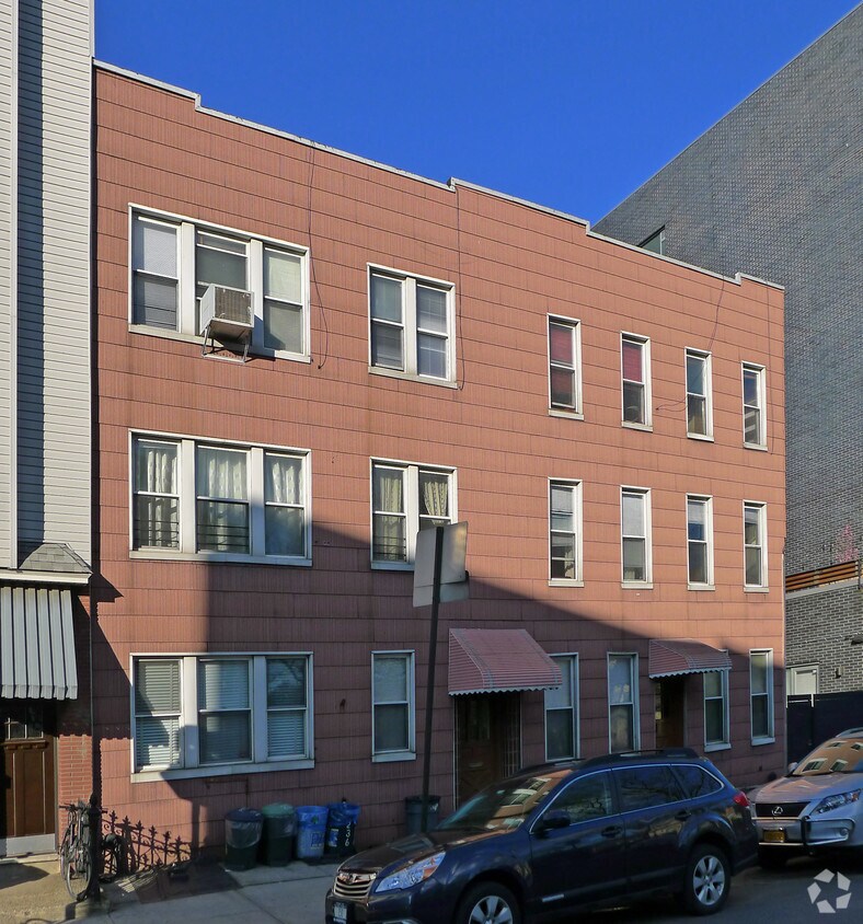 Primary Photo - 234-236 N 11th St