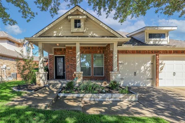 Foto principal - 5920 Silver Buckle Dr