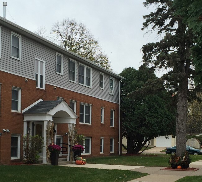 Academy Apartments Apartments Owatonna, MN