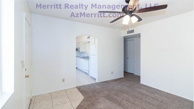 Foto del edificio - 1642-1654 N Catalina Ave