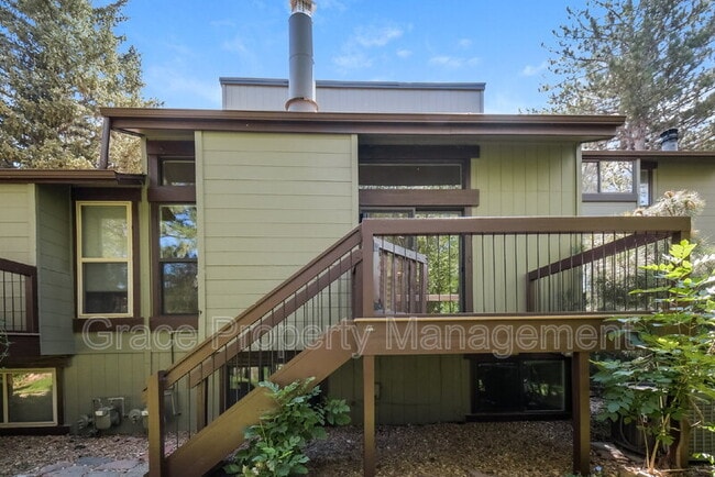 Photo - 4608 Greenbriar Ct Townhome