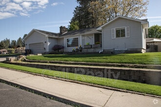 Building Photo - 8205 N General Lee Way