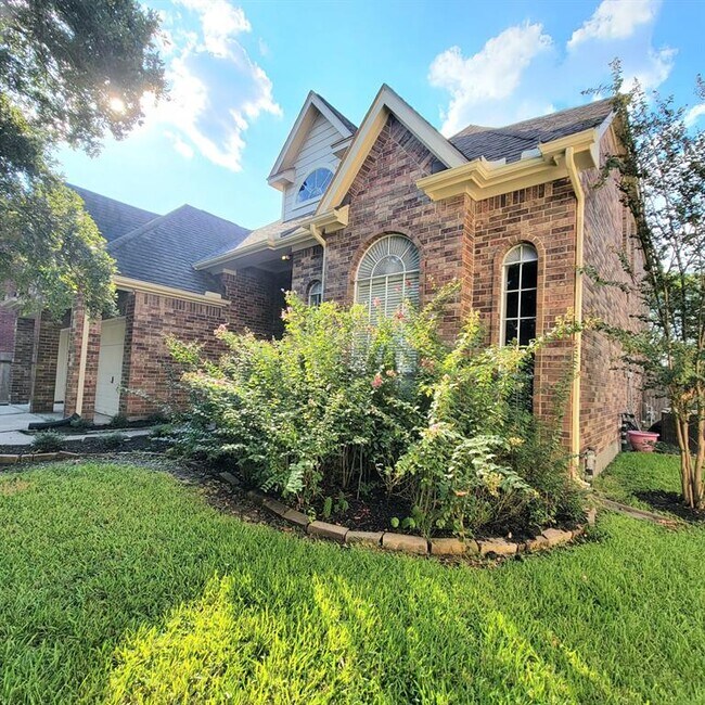 Building Photo - 9506 Champions Cove Dr