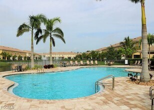 Building Photo - 10850 Alvara Point Dr