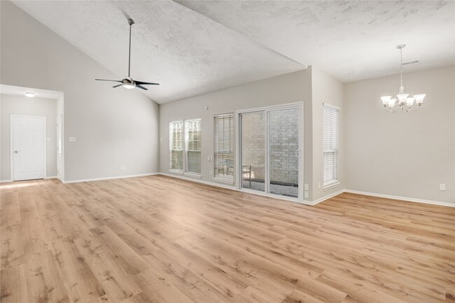 Building Photo - 9424 Bassoon Dr