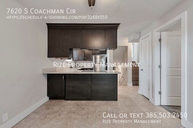 Photo - 7620 Coachman Cir Apartment