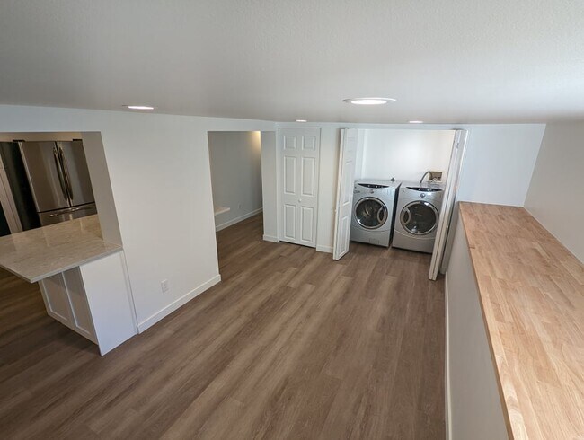 Foto del edificio - 950 N 86th St