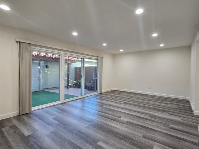 Foto del edificio - 5475 Cajon Ave