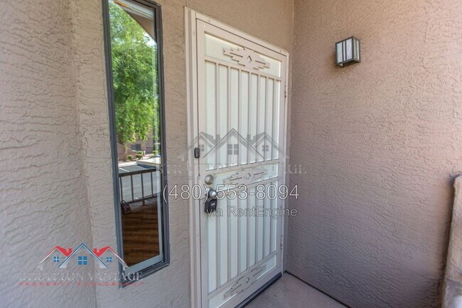 Foto del edificio - 15050 N Thompson Peak Pkwy
