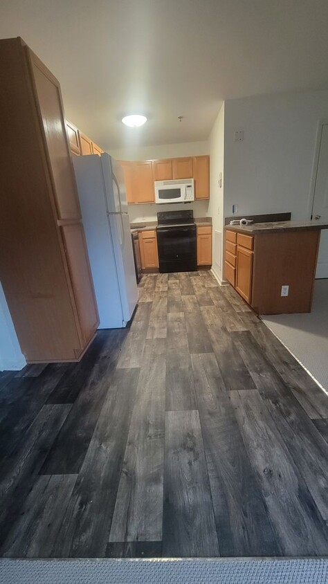 Foto principal - 1 bedroom apartment near WCU