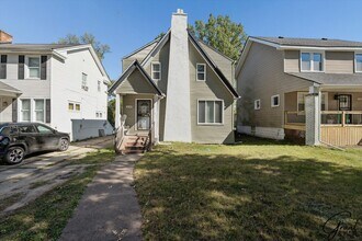 Building Photo - 16530 Inverness St