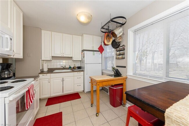 Foto del edificio - 5163 Haverford Dr