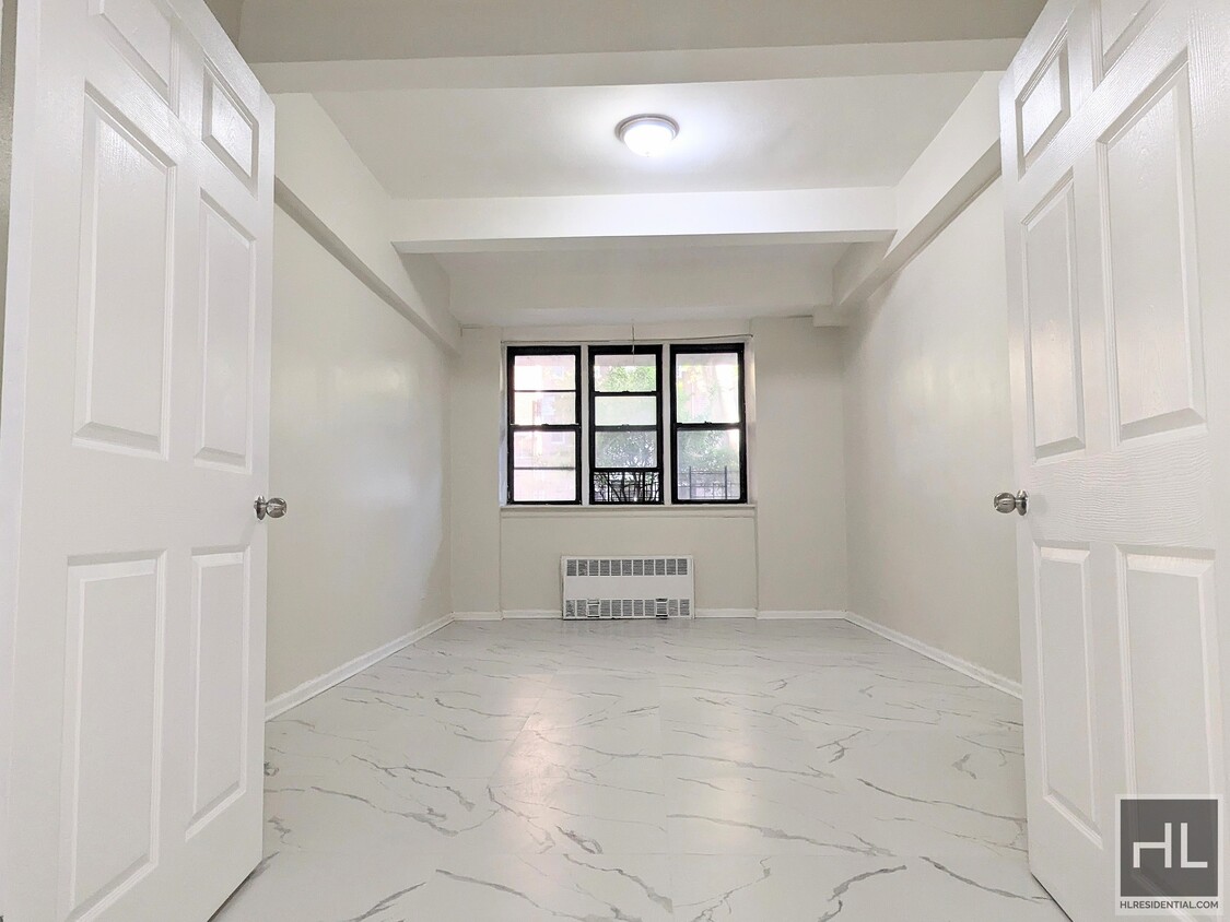 Primary Photo - Huge renovated apartment 34 ROAD