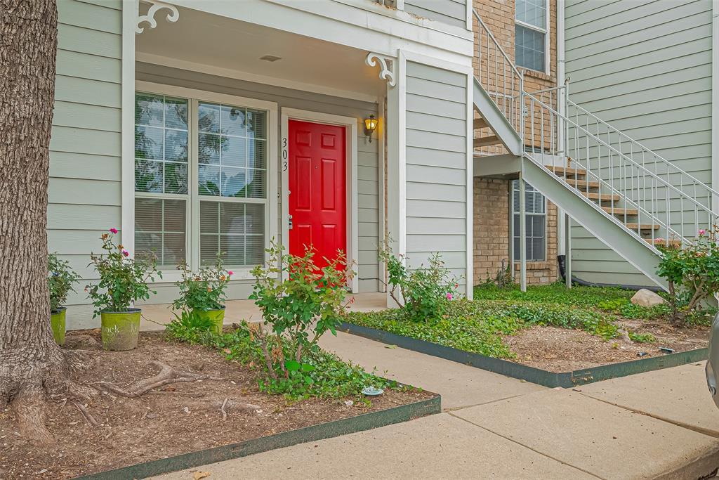 Foto principal - 4200 Watson St