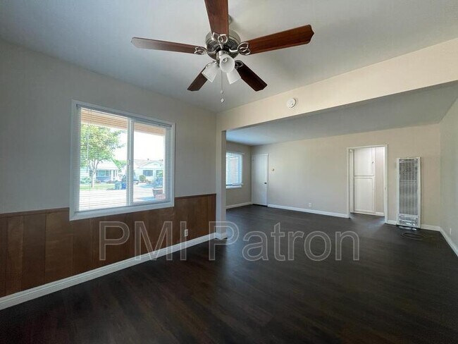 Building Photo - 4277 Pixie Ave