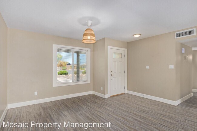 Building Photo - 3 br, 2 bath House - 2631 W. Monte Ave