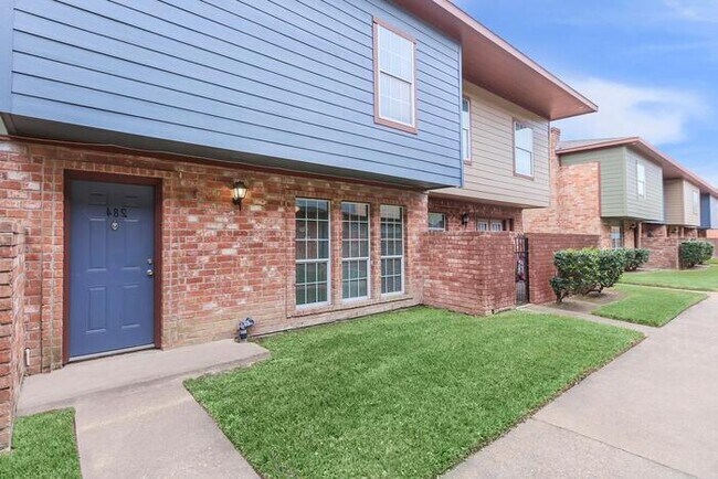 Foto del edificio - 14250 Kimberley Ln