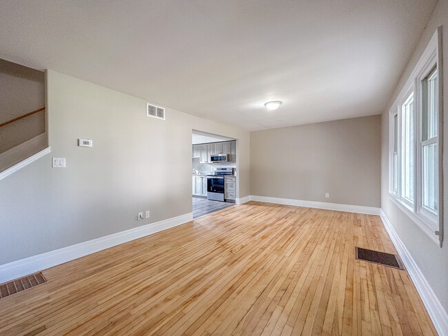 Photo du bâtiment - Diver Belt Drive Housem