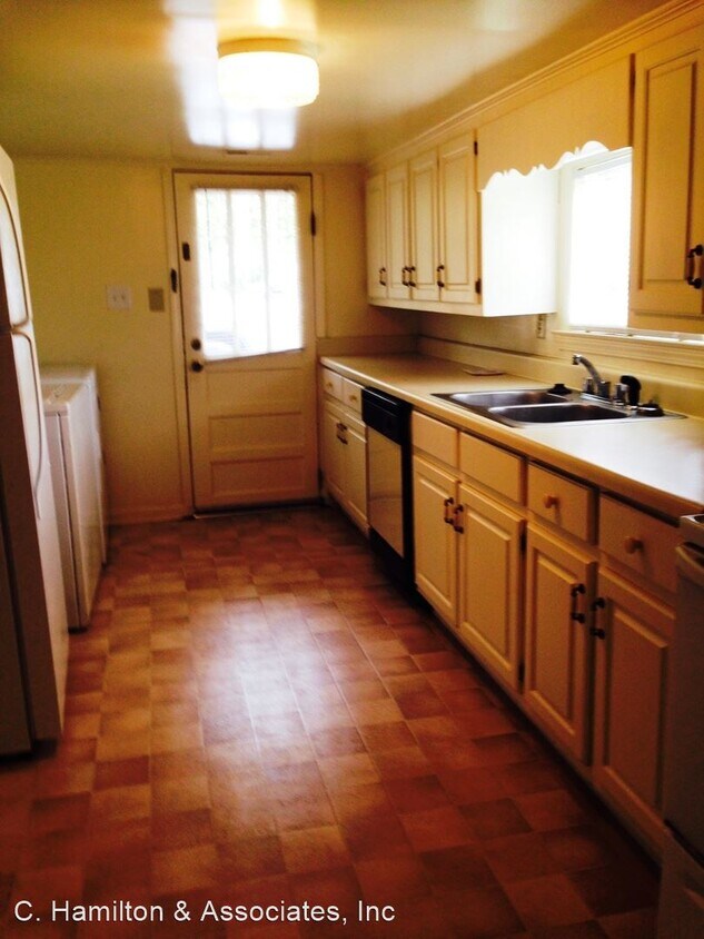 Building Photo - 2 br, 1 bath House - 1555 COMMERCE HWY