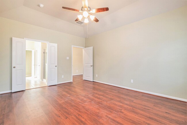 Foto del edificio - 12222 Lake Conroe Hills Dr