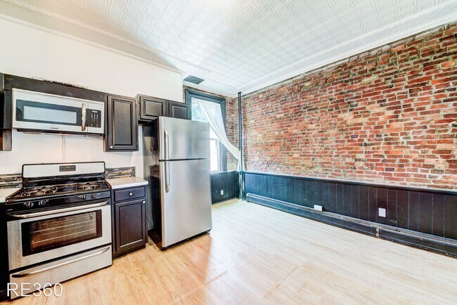 Foto del edificio - 4 br, 2 bath House - 836 Industry St Allen...