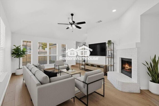 Foto del edificio - Renovated home in Frisco Ready to Be Your Home - 2 Month Leasing Special