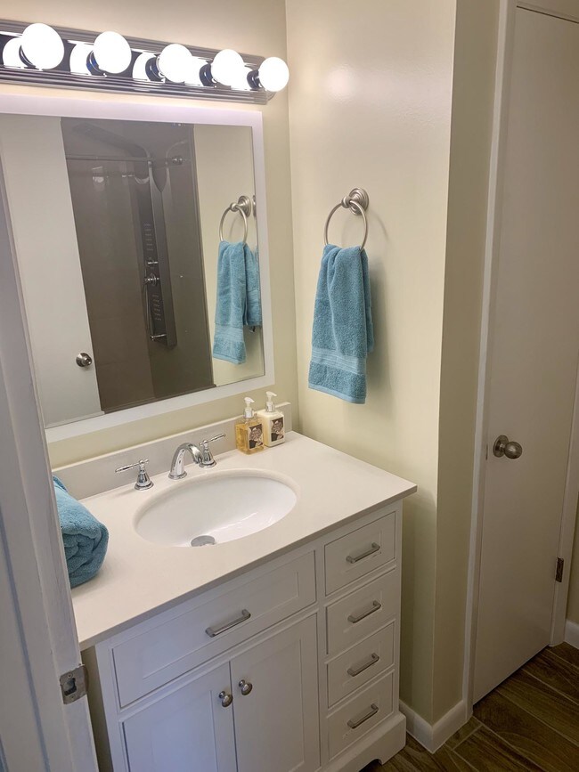 Building Photo - 3794  County Line Road 5 Jupiter FL 33469