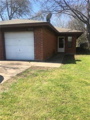 Building Photo - 4704 Sandage Ave