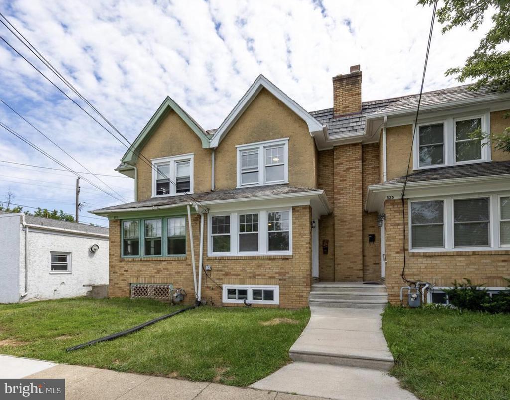 Primary Photo - 337 Stuart Ave