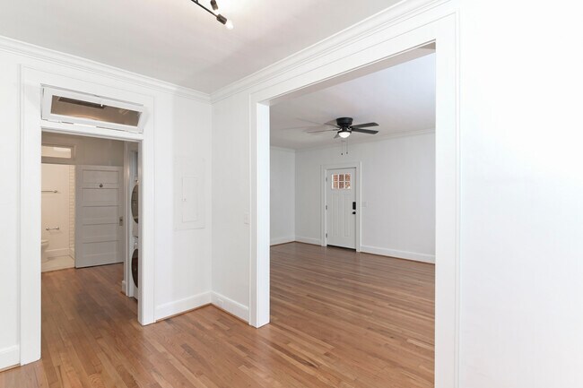 Foto del edificio - 2629 Monroe St