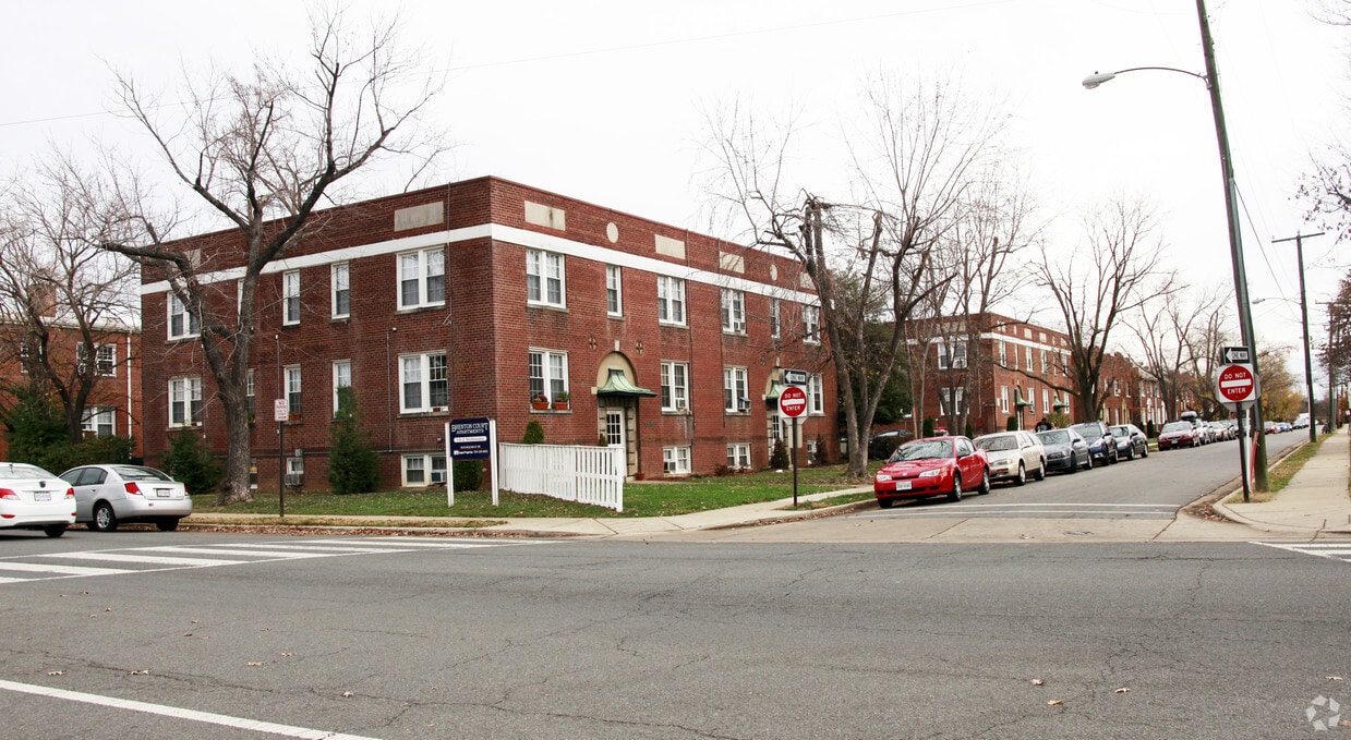 Brenton Court Apartments 400 424 E Glendale Ave Alexandria VA 22301 Brenton Court Apartments 400 424 E Glendale Ave Alexandria VA 22301
