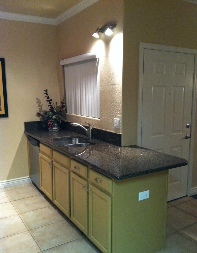 Foto del edificio - 11260 N 92nd St