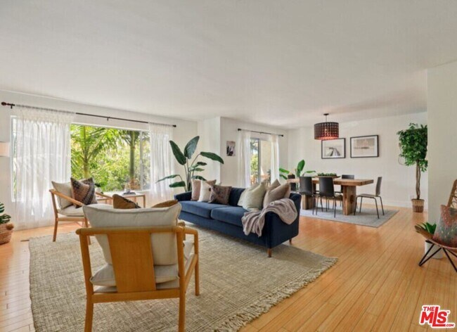 Foto del edificio - 6624 Springpark Ave