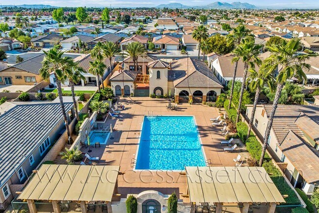 Foto del edificio - 26388 Desert Rose Ln