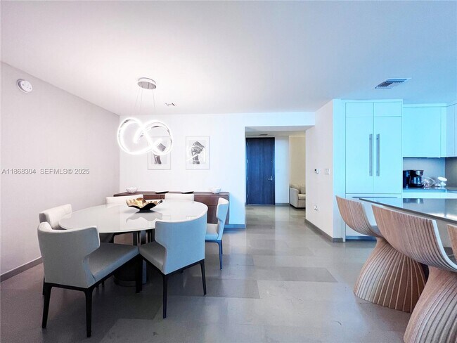 Foto del edificio - 68 SE 6th St