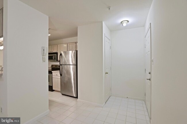 Foto del edificio - 4124 Monument Ct