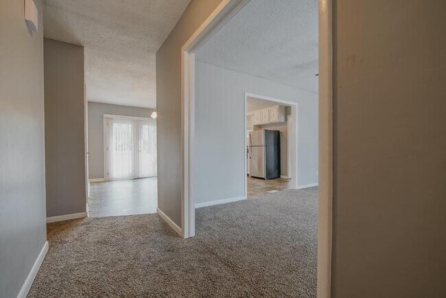 Building Photo - 155 Crystal Springs Dr