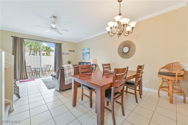 Building Photo - 3613 Pine Oak Cir