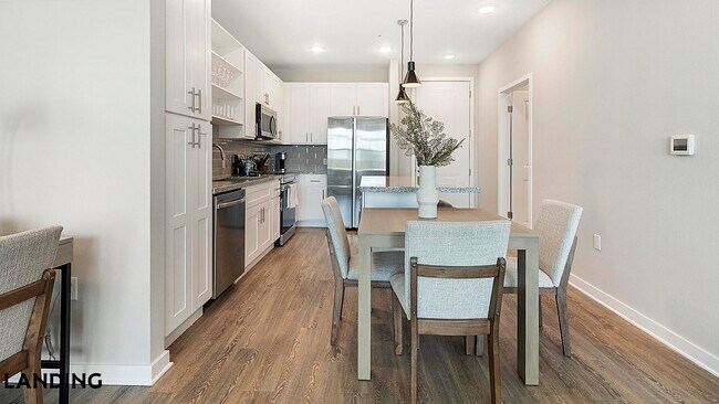 Foto del edificio - 1000 Western Breeze Circle