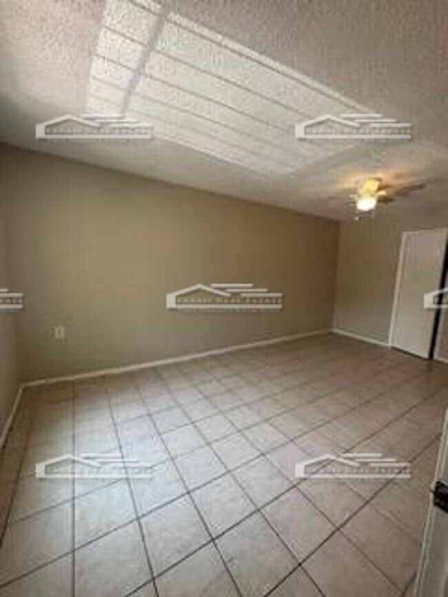Foto del edificio - 3501 Baylor St