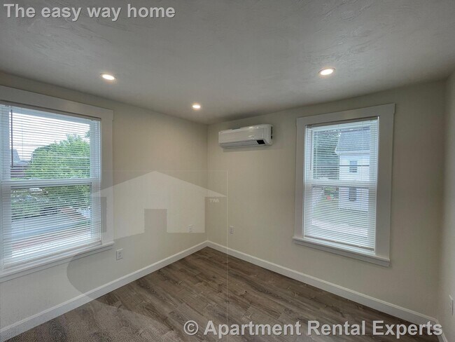 Foto del edificio - 72-74 Washington St Unit #6